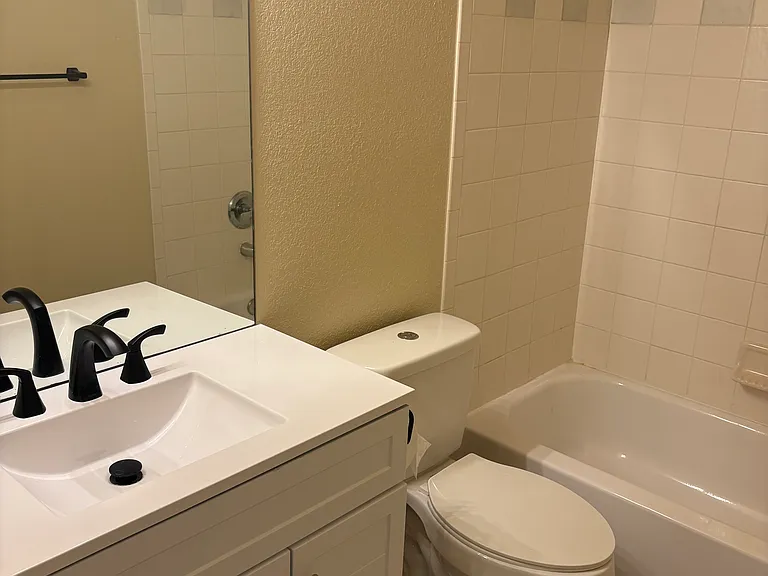 3305 Scarlet Point Dr — Photo 15