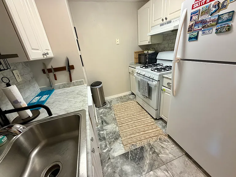 14 N Beacon St #104 — Photo 4