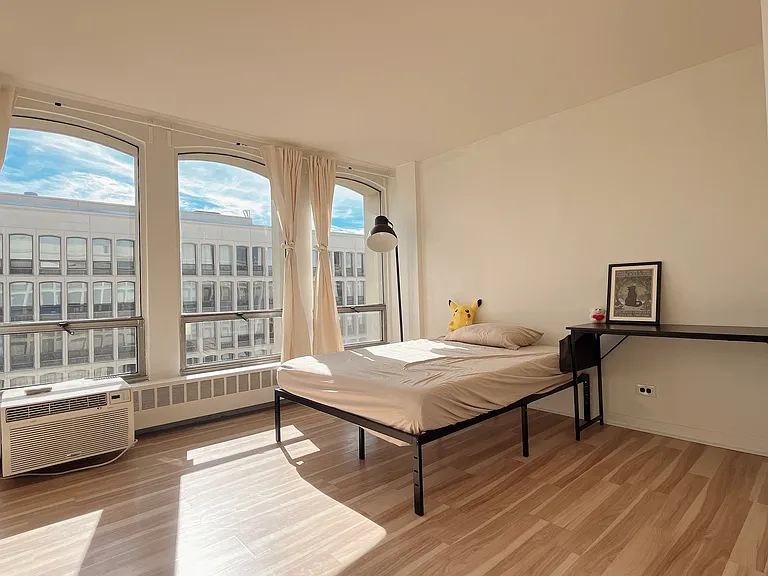 1401 E 55th St #916N — Photo 5