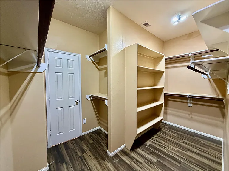 25206 Auburn Terrace Dr — Photo 21