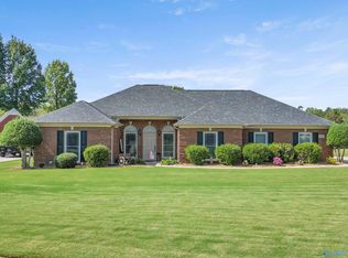 104 Spring River Ct, Huntsville, AL 35811