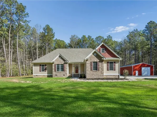 5903 Homeplace Ln, Gloucester, VA 23061