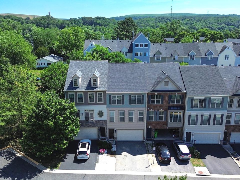 1st image of 1403 Occoquan Heights Ct