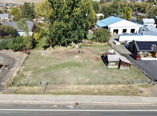 300 Residence St, Enterprise, OR 97828