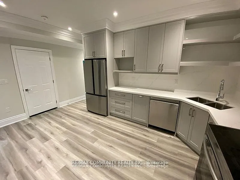 2 bed, $2,200 — Photo 2