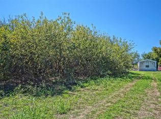 398 Strawberry Ln, Rhome, TX 76078