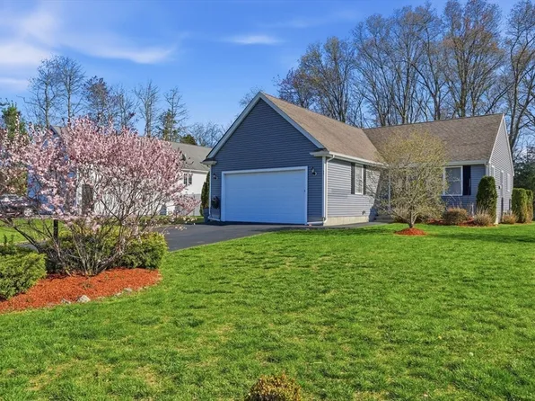 943 Stonegate Lndg, Dighton, MA 02715