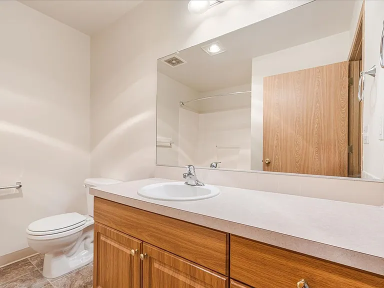 Dalton Park Apartments — Photo 7