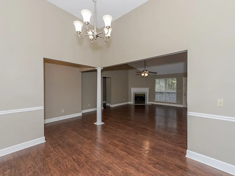 1009 Nighthawk Ln — Photo 5