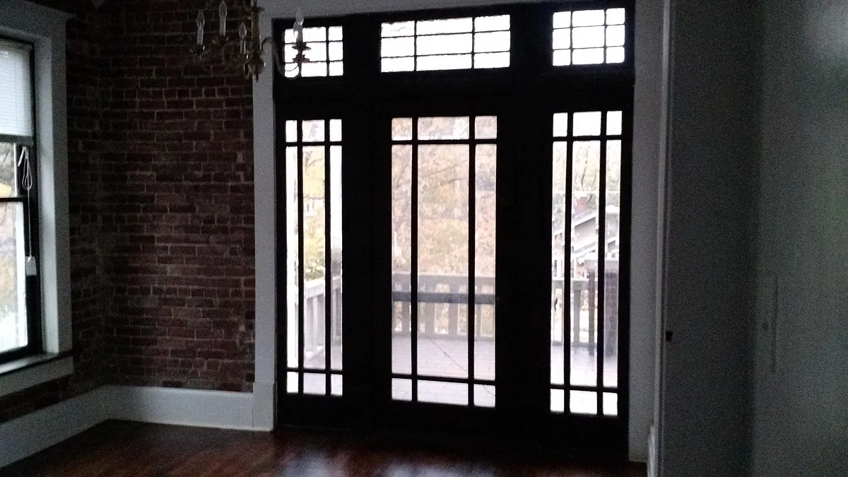 Building Photo - 5209 Saint Elmo Ave #1