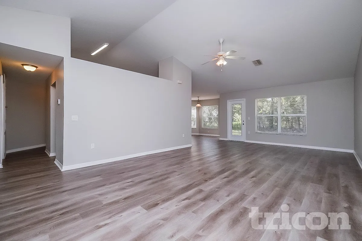 Building Photo - 8 Matricaria Ct