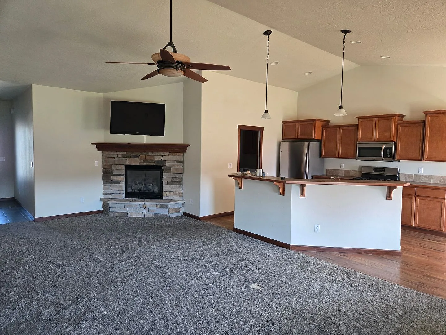 Beautiful 3 Bedroom Home in Foxtail Post Falls! — Photo 2