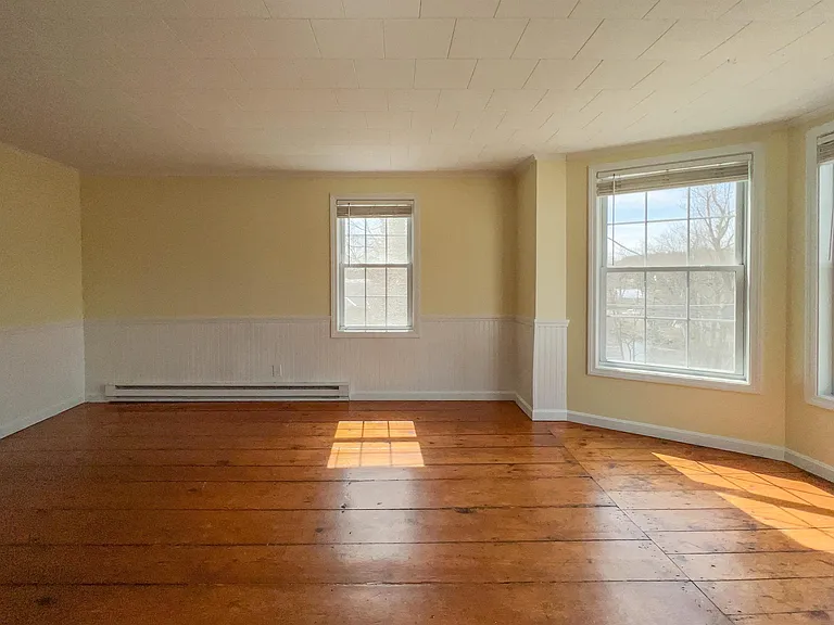 35 Keene Rd #A — Photo 17