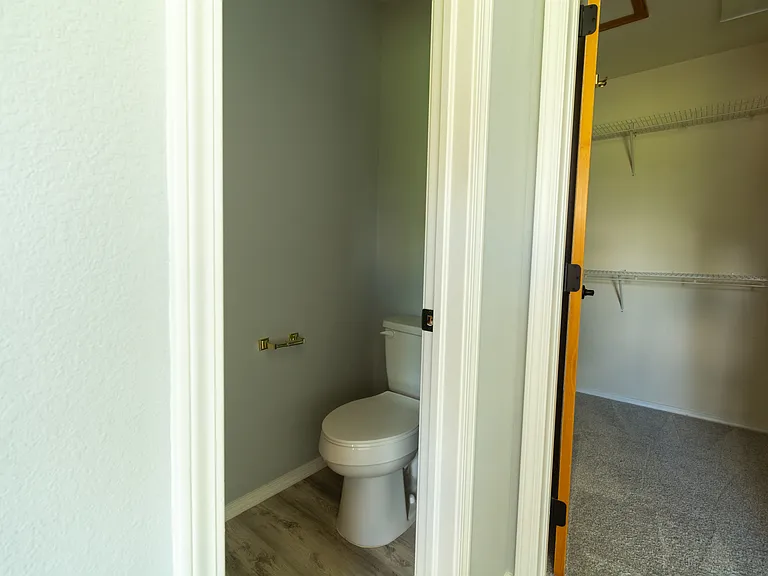 1360 Pinon Ridge Ct — Photo 16