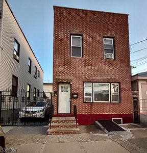 108 Davenport Ave, Newark, NJ, 07107