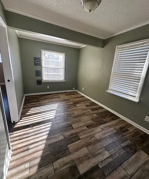 5089 Hampshire Ave — Photo 5