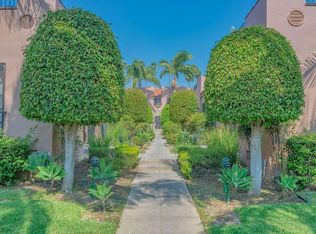 5329 Loma Linda Ave UNIT 1/2, Los Angeles, CA 90027