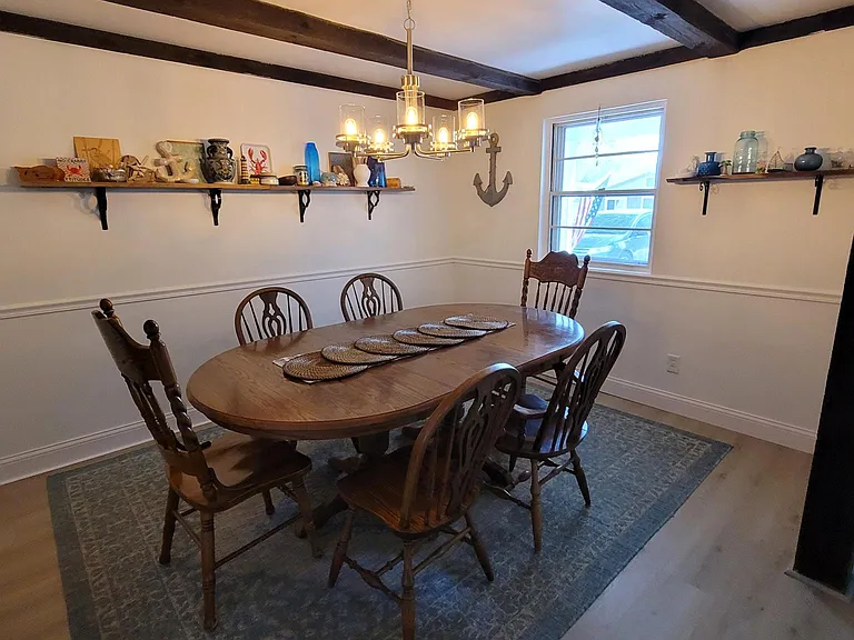 3090 Elmwood Dr — Photo 2
