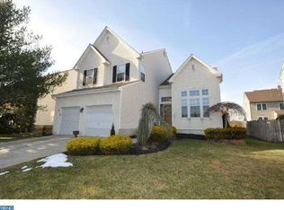 315 Val Dr, Mount Laurel, NJ 08054
