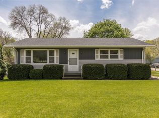 2111 Wilson Ave SW, Cedar Rapids, IA 52404