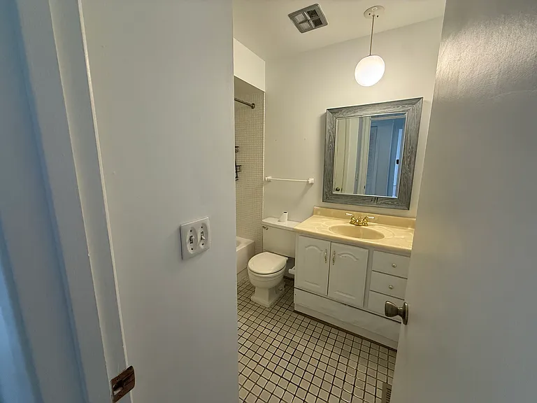 199 W Brantwood Ave — Photo 9