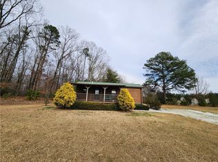 338 Jocassee Lake Rd, Salem, SC 29676