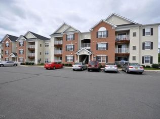 723 Cedar Ct, New Brunswick, NJ