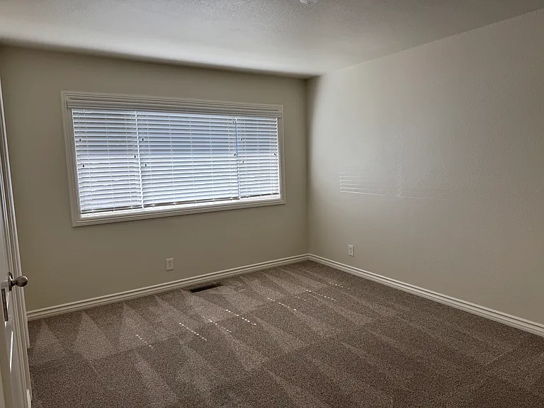 1096 Topaz Ave #1 — Photo 20