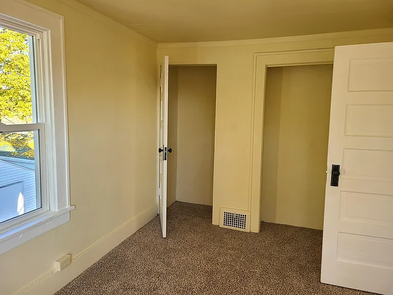 1121 Diamond Ave — Photo 15