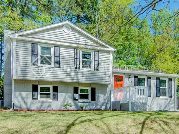 108 N Corncrib Ct, Cary, NC 27513