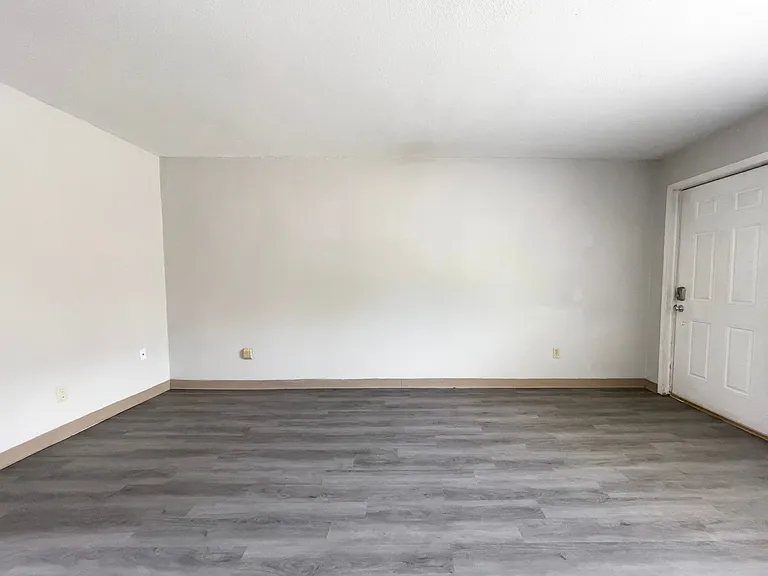 1619 W Gilbert St #3 — Photo 6