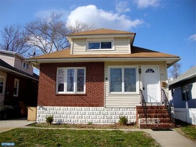 25 W 2nd Ave, Runnemede, NJ, 08078
