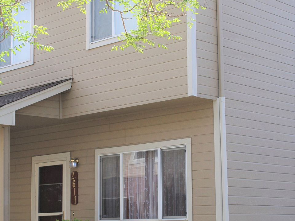 Extra clean & move-in ready