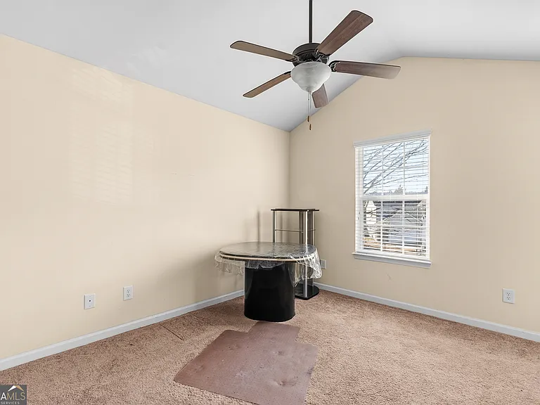 102 Steeple Ct — Photo 14