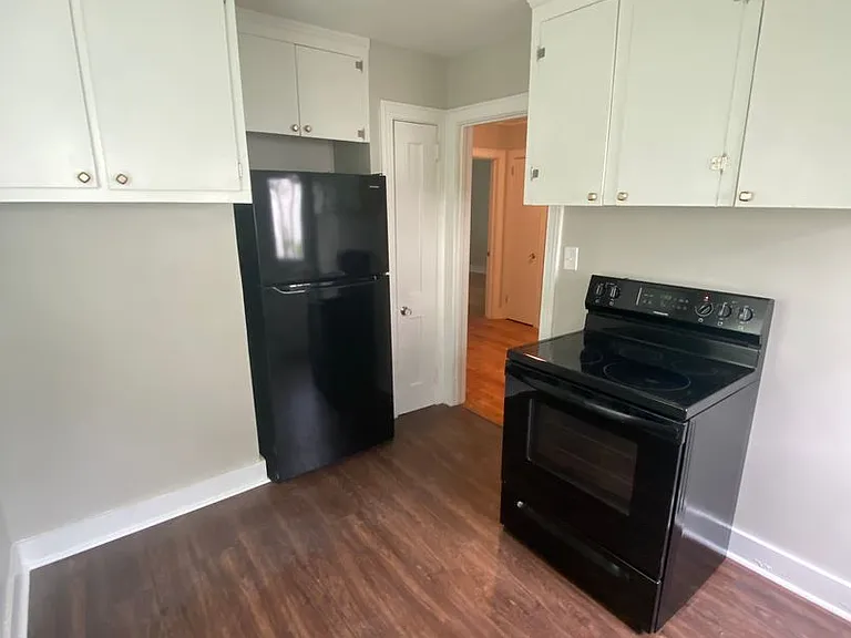 130 Oakdale Ct — Photo 12