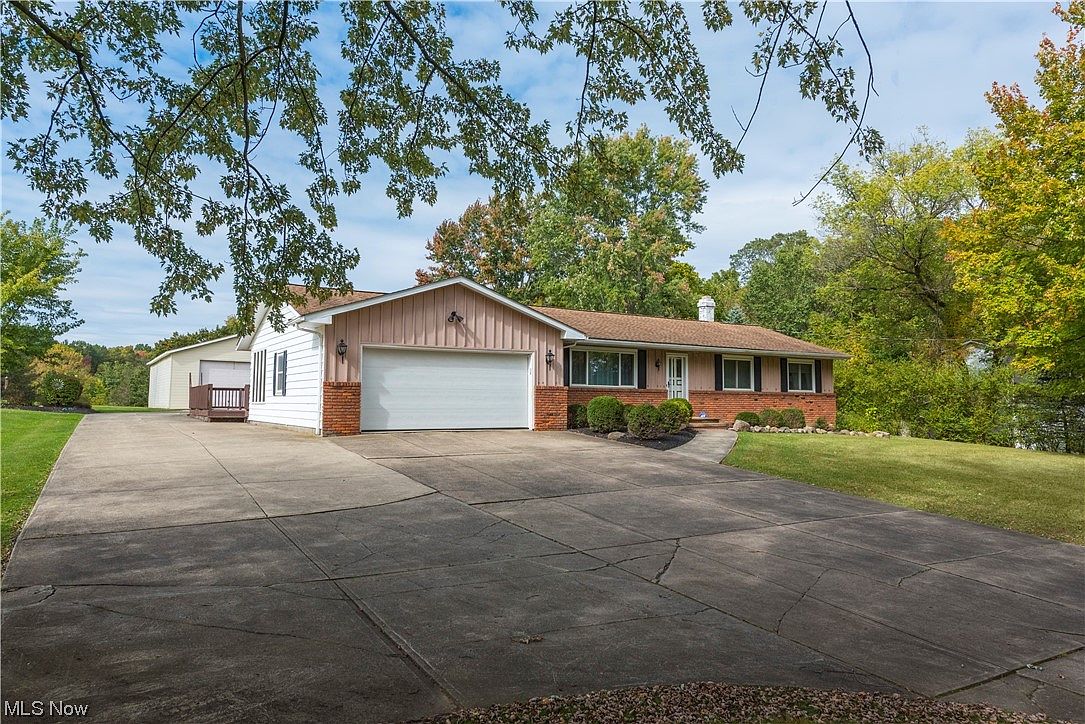 2470 Stony Hill Rd, Hinckley, OH 44233 Zillow