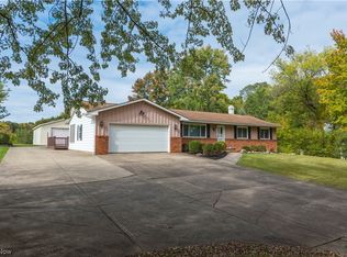 2470 Stony Hill Rd, Hinckley, OH 44233