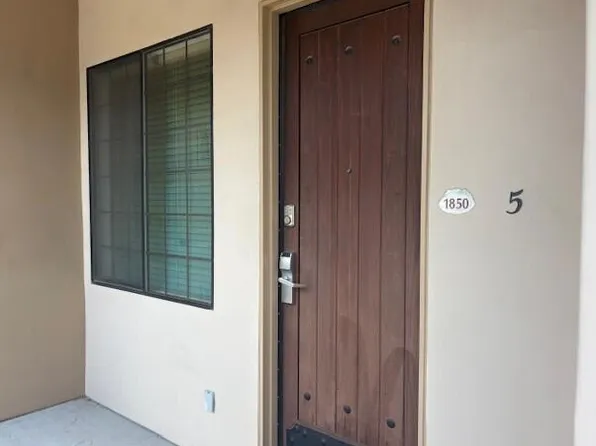50590 Santa Rosa Plz #5, La Quinta, CA 92253