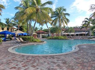 1015 Sandpiper St, Naples, FL 34112