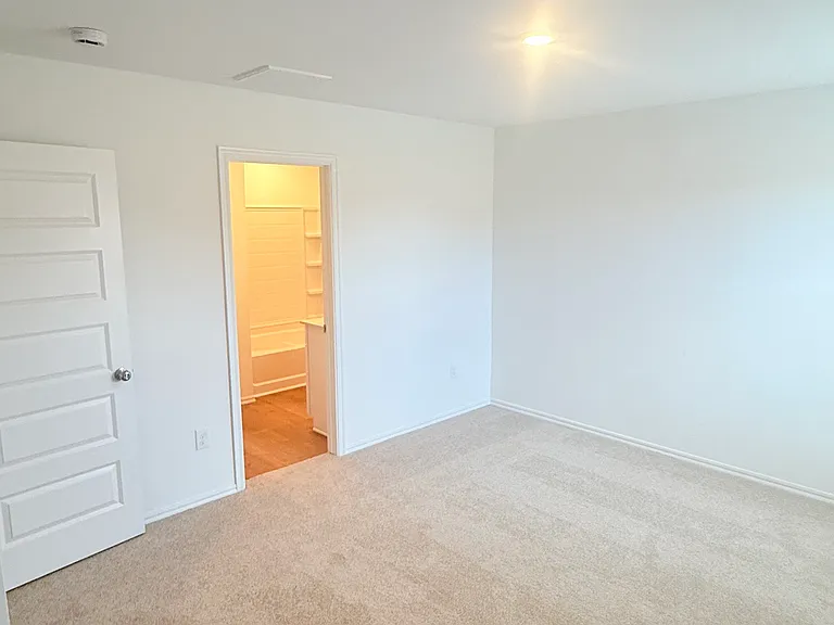 16217 Lovers Ln — Photo 13