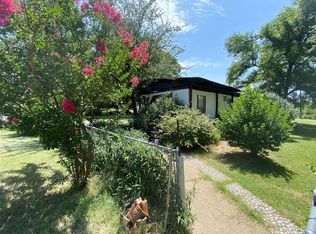 361 Highland Dr, Springtown, TX 76082