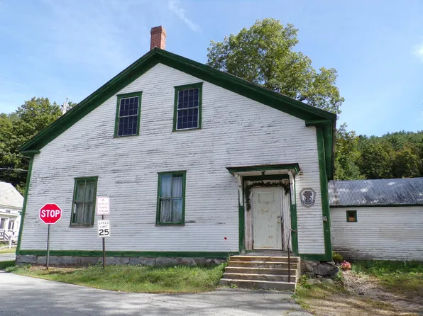 9 Mechanic Street, Winchester, NH 03470