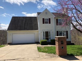 369 Navajo Trl, Huntington, WV 25705