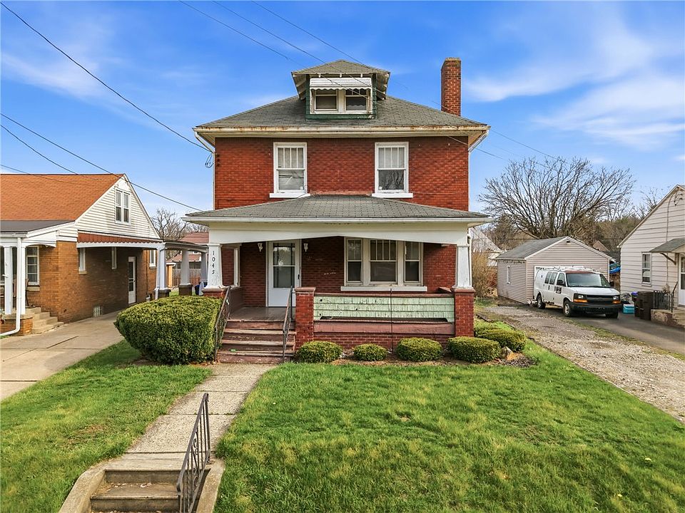 1st image of 1045 Myrtle Pl