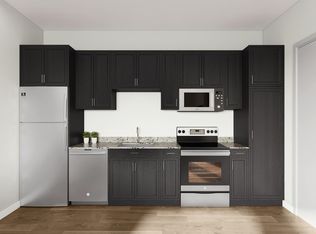 29 6th St #29, Chelsea, MA 02150