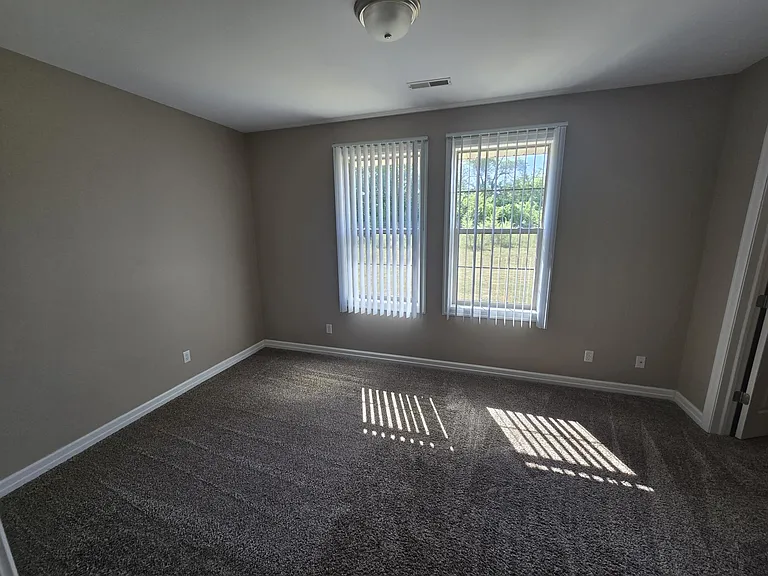 9145 Southdown Ln — Photo 14
