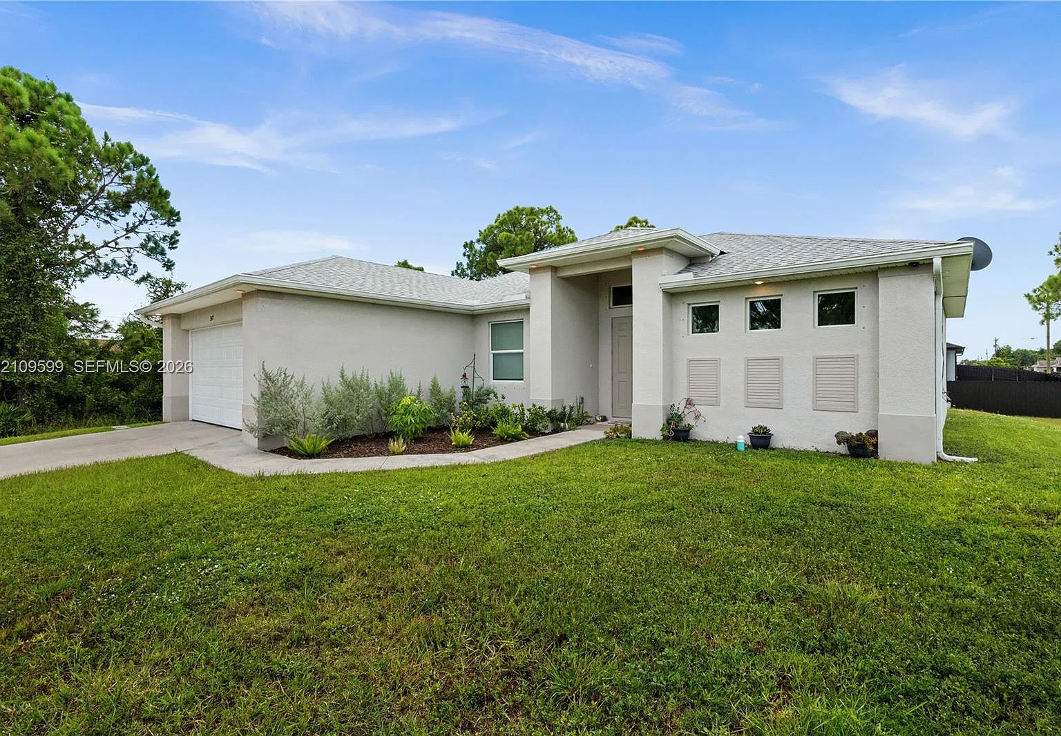 Lehigh Acres — Photo 3
