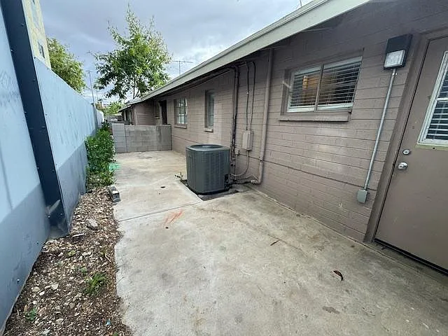 433 W Osborn Rd #433 — Photo 30