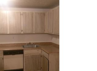 6400 Lacrosse Ln NE, Glen Burnie, MD 21061