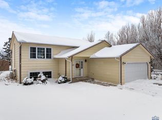 923 Virginia Ln, Rapid City, SD 57701